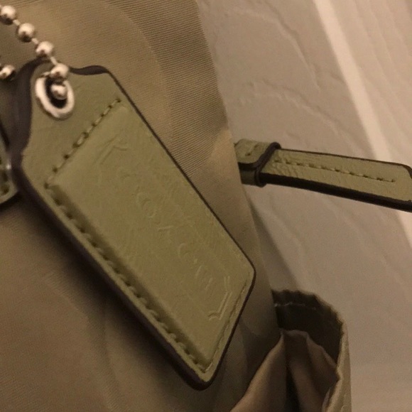 Coach diaper bag - Picture 7 of 8